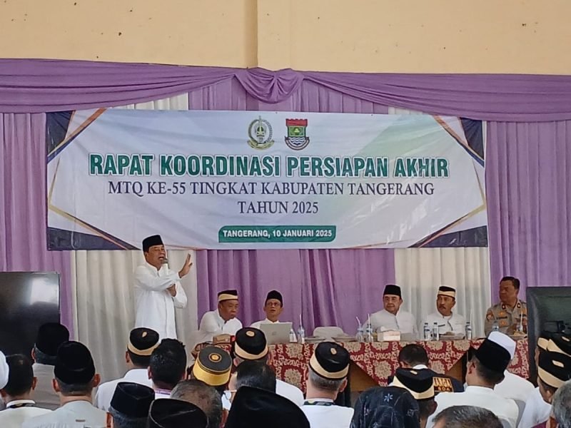 Bupati Terpilih Maesyal Rasyid yang juga Ketua LPTQ Kabupaten Tangerang saat memberikan arahan pada Rapat Persiapan Akhir MTQ Ke-55 Kabupaten Tangerang di Kecamatan Kronjo 