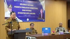 Pj Gubernur A Damenta saat membuka acara