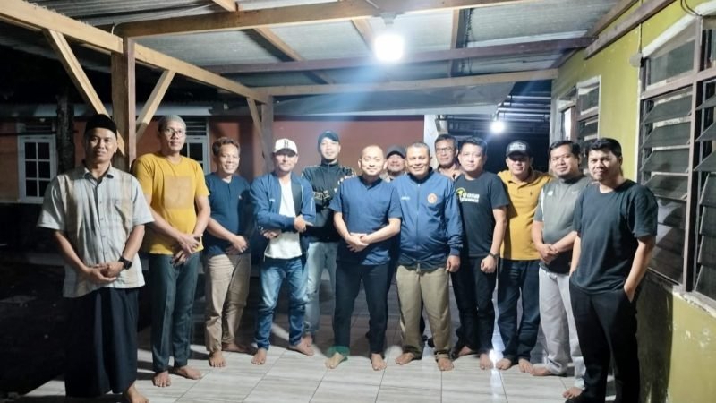 Seminggu sebelum Pendaftaran Calon Ketua Katar Kabupaten Tangerang sebanyak 9 pengurus Katar desa se-Kecamatan Legok berkumpul menyuarakan dukungannya kepada Abdul Qodir anggota DPRD kabupaten Tangerang Fraksi Partai Gerindra Dapil 6 untuk maju 