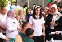 Kunjungan Kerja Wamendukbangga/BKKBN Ratu Isyana melihat langsung kesiapan kerjasama pihaknya mendukung Program Makan Bergizi Gratis (MBG) bagi Ibu Hamil Ibu Menyusui dan Baduta