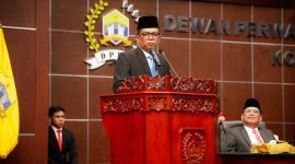 Gubernur Banten Andra Soni