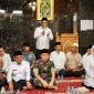 Gubernur Banten, Andra Soni melakukan Safari Ramadan 1446 H di Mushola Nurul Iman, Jl Maulana Yusuf No. 80, Babakan, Kota Tangerang, Rabu (12/3/2025).