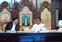 Gubernur Banten Andra Soni bersama Wakil Gubernur Banten Dimyati Natakusumah (Dokumentasi Pemprov Banten)