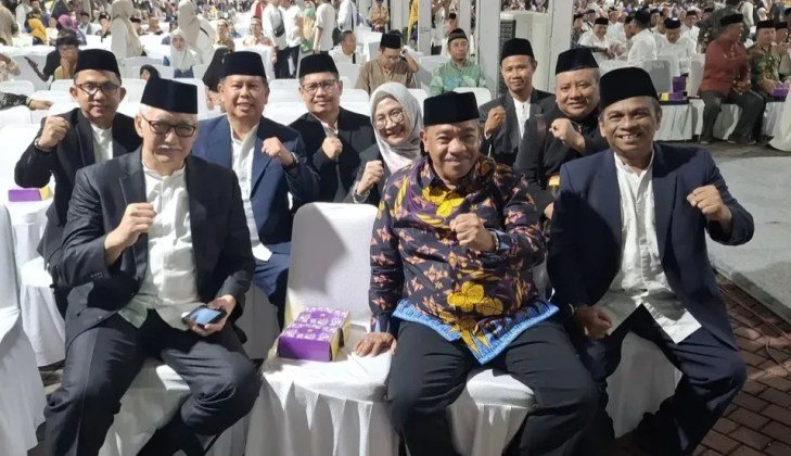 Sekretaris Daerah sekaligus Ketua Umum LPTQ Cilegon, Maman Mauludin bersama jajaran pejabat saat menghadiri MTQ XXII Tingkat Provinsi Banten, Sabtu 26 April 2025