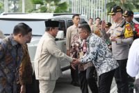 Gubernur Banten Andra Soni Menyambut Kehadiran Presiden Prabowo Subianto pada acara di ICE BSD Kabupaten Tangerang