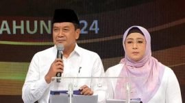 Bupati Tangerang Maesyal Rasyid bersama Wakil Bupati Tangerang Intan Nurul Hikmah 