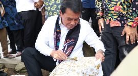 Bupati Maesyal Rasyid 