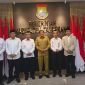 Usai sowan kelima Calon Pimpinan Baznas Kabupaten Tangerang berpose dengan Bupati Tangerang Maesyal Rasyid 