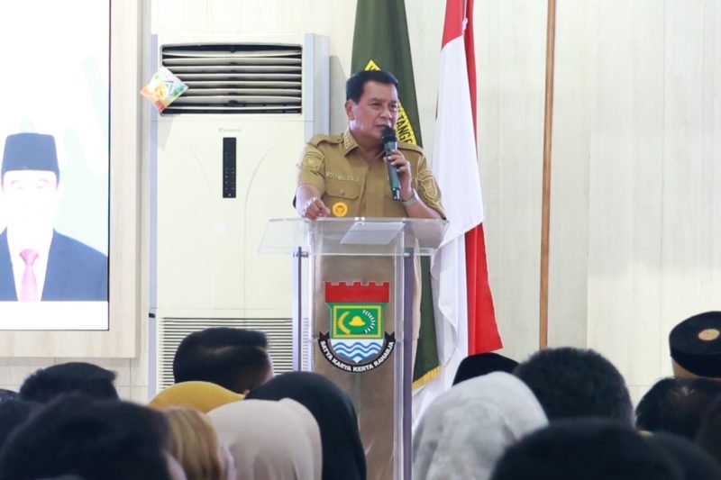 Bupati Tangerang Maesyal Rasyid saat menyampaikan arahan terkait mensukseskan Program MBG di Kabupaten Tangerang