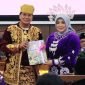 Bupati Tangerang Moch Maesyal Rasyid bersama Wakil Bupati Tangerang Intan Nurul Hikmah 