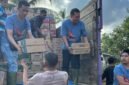 Tim donasi menurunkan barang bantuan untuk disalurkan langsung kepada para korban Bencana di Aceh Tamiang
