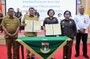 Bupati Tangerang Maesyal Rasyid menandatangani MOU Pelaksanaan Pidana Kerja Sosial bagi pelaku tindak pidana di Kabupaten Tangerang 