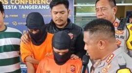 Wawancara tersangka pelaku Pembunuhan dipinggir jalan Kp Jantungeun Desa Mekarsari Kecamatan Jambe oleh Kapolresta Tangerang 