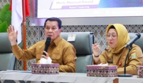 Bupati Tangerang Moch Maesyal Rasyid dan Wakil Bupati Tangerang Intan Nurul Hikmah 