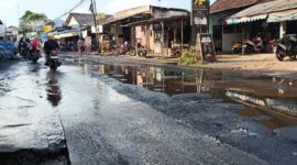 Jalan rusak diwilayah Kabupaten Tangerang (foto ; banteneksplore.com)