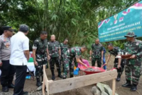 Proses peletakan batu pertama pembangunan Jembatan Garuda oleh Pangdam Jaya di Desa Matagara Kecamatan Tigaraksa Kabupaten Tangerang 