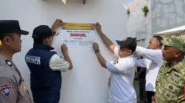 Penyegelan Bangunan Kantor Yayasan POUK Thesalonika oleh Satpol PP Kabupaten Tangerang 