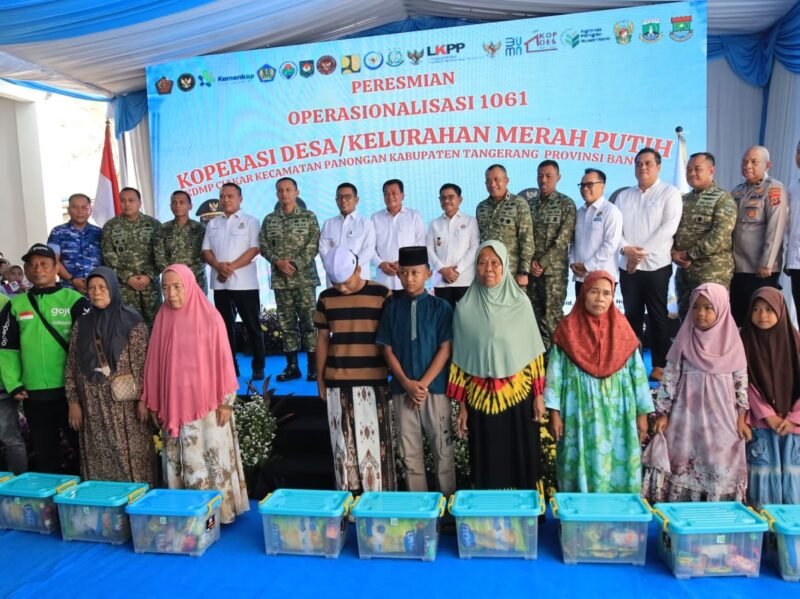 Berpose bersama usai acara (foto ; TangerangKab.go.id)