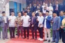 Usai acara Bupati Tangerang Moch Maesyal Rasyid berpose bersama dengan civitas akademika SMkS Gema Bangsa Kecamatan Cisoka 