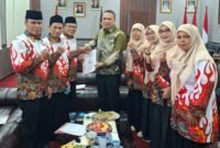 Ketua DPRD Kabupaten Tangerang Muhamad Amud saat menerima audiensi perwakilan guru-guru Madrasah yang tergabung pada PGMM beberapa waktu lalu di ruang kerjanya beberapa waktu lalu
