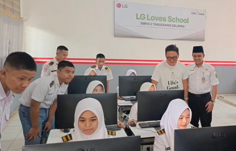 Foto ; Humas SMKN 2 Kota Tangsel 