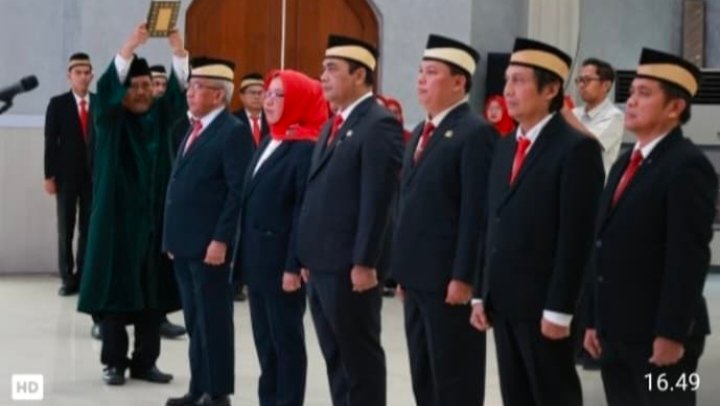 Para pejabat Esselon 2 Pemkab Tangerang yang terkena rotasi promosi