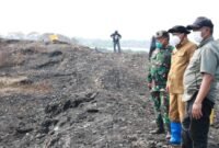 Bupati Tangerang Moch Maesyal Rasyid didampingi unsur Forkompinda setiap waktu selalu stanby dilokasi kebakaran TPA Jatiwaringin 