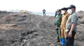 Bupati Tangerang Moch Maesyal Rasyid didampingi unsur Forkompinda setiap waktu selalu stanby dilokasi kebakaran TPA Jatiwaringin 